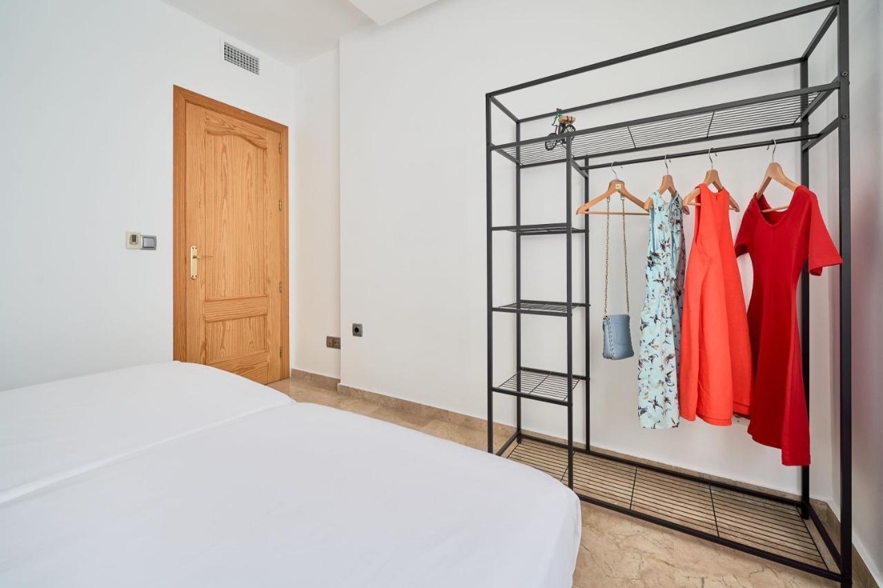 Apartamento 3 Dormitorios Centrico - Parking Incluido Малага Екстериор снимка