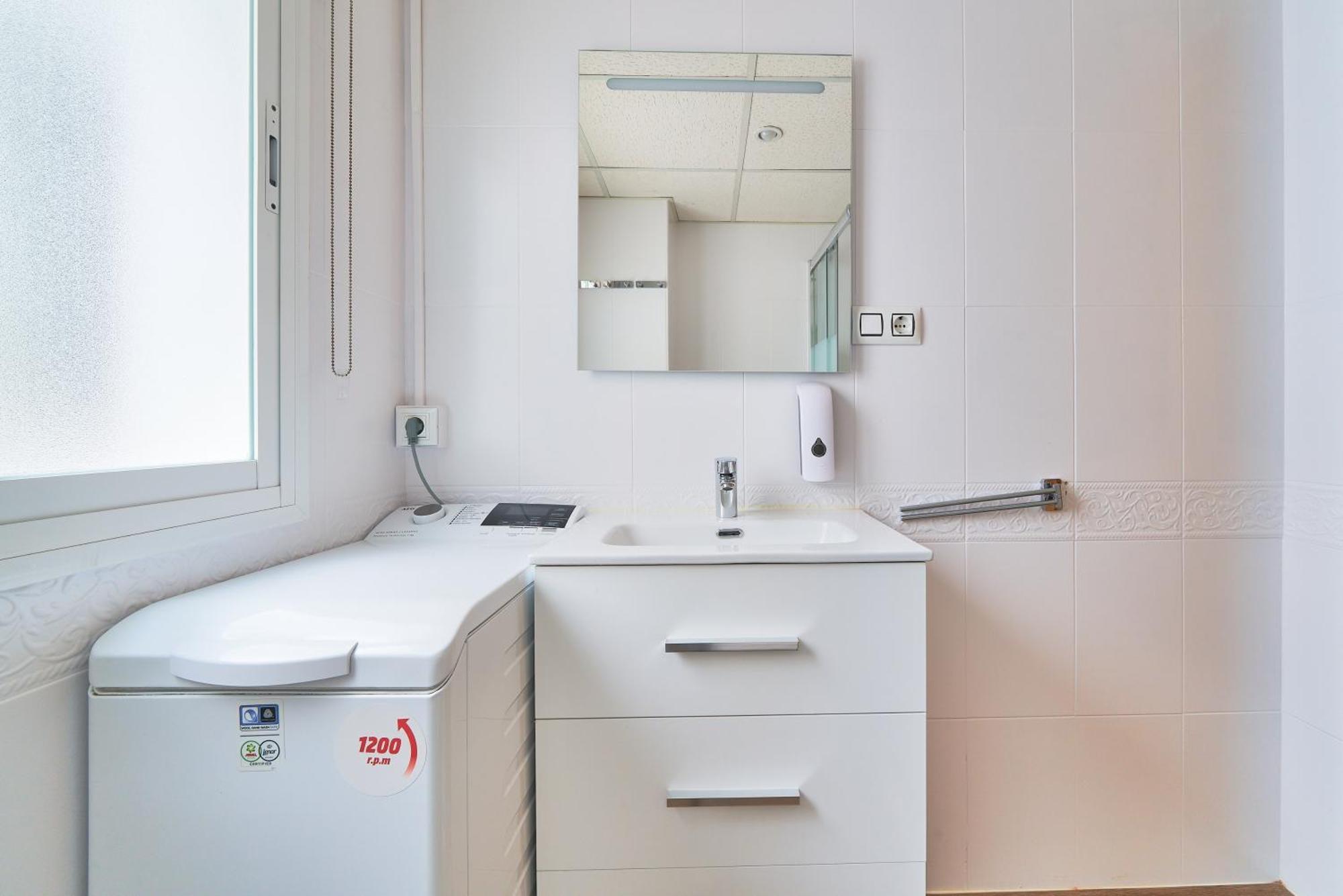Apartamento 3 Dormitorios Centrico - Parking Incluido Малага Екстериор снимка