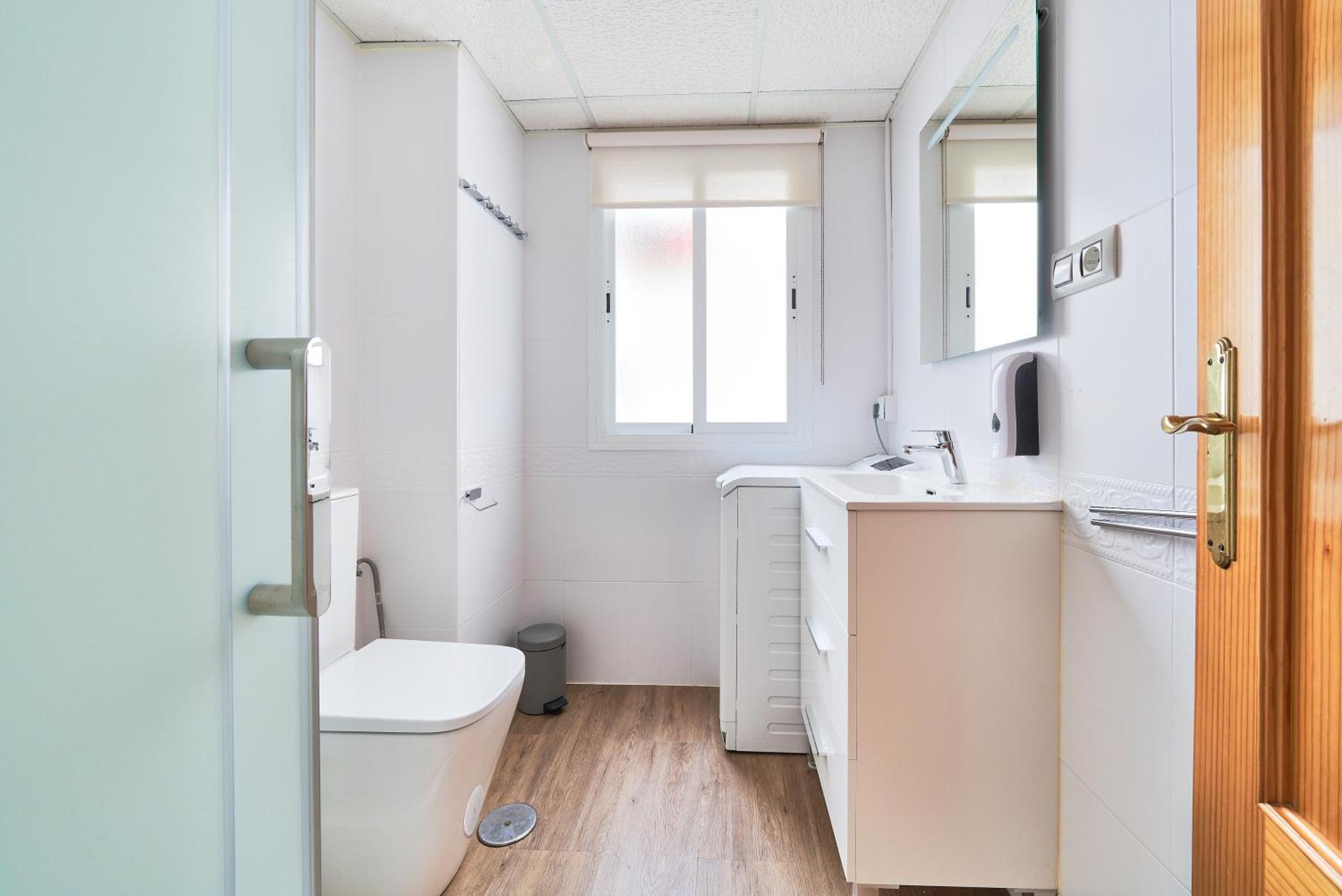 Apartamento 3 Dormitorios Centrico - Parking Incluido Малага Екстериор снимка